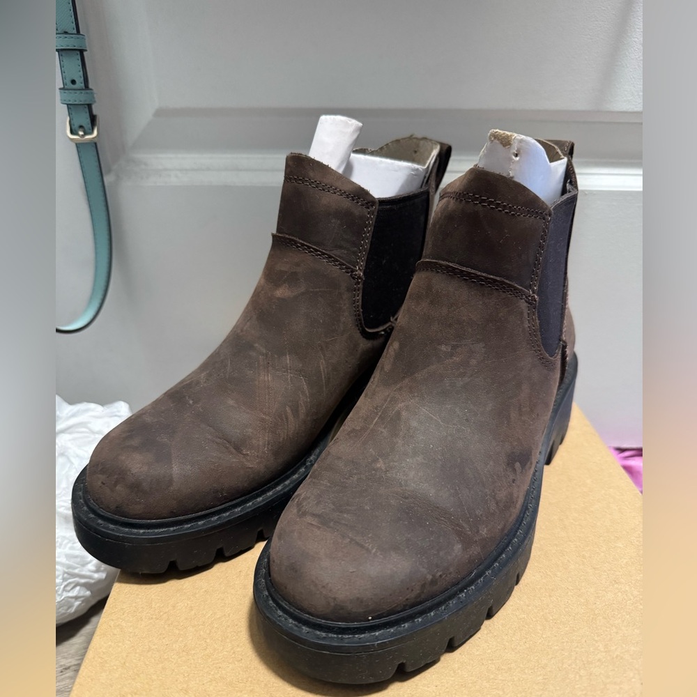 UGG brown Women’s Loxley boots